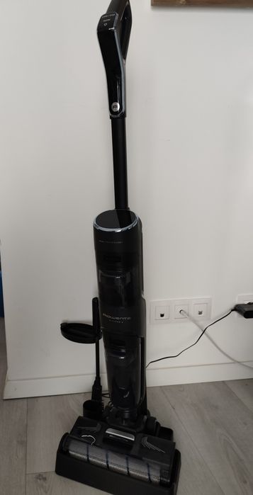 Aspirator cu spălare Rowenta X-Clean 4 – stare perfectă, cu garanție