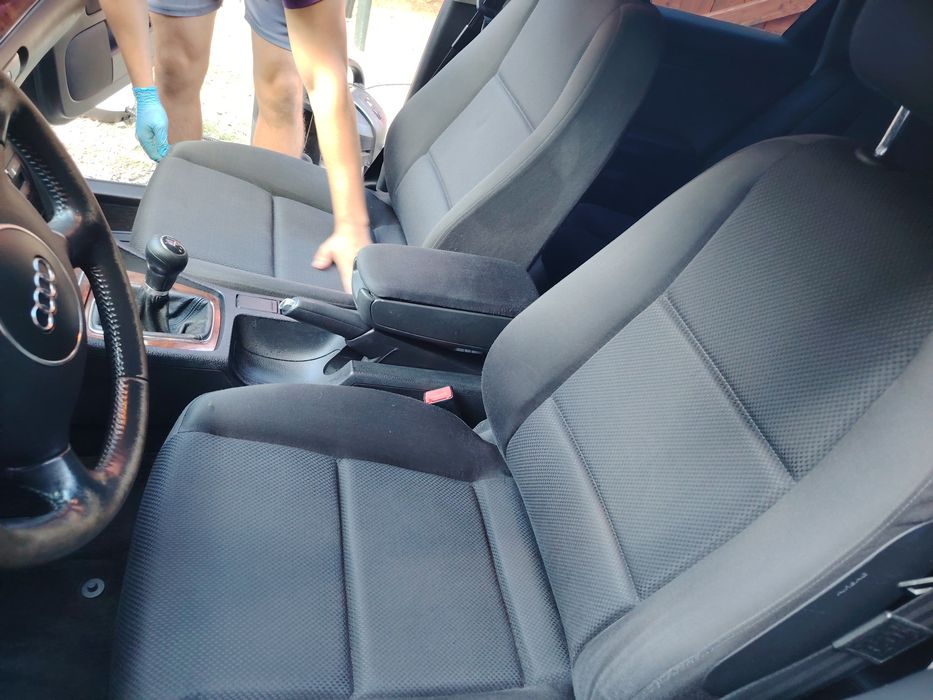 Vând Audi A 4b6 avânt