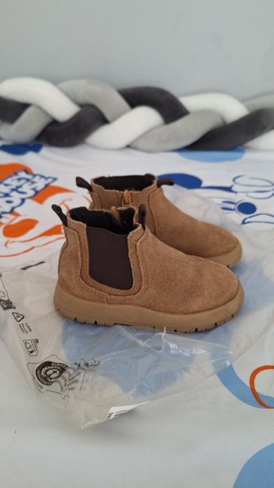 Ghete Zara marimea 23 piele