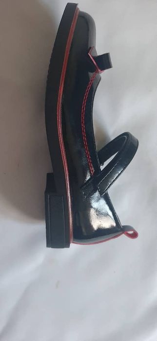 Детский обувь новая