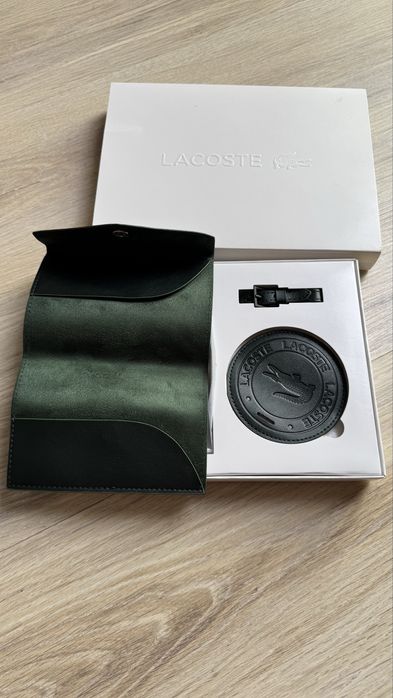 Паспортник от Lacoste