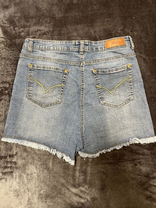 Пола / къси гащи