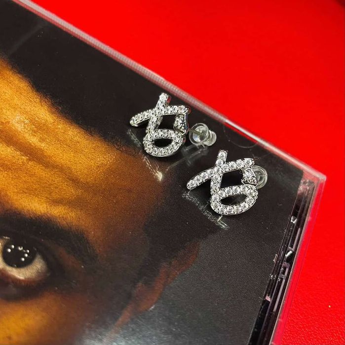 The Weeknd - Hurry Up Tomorrow албум + колие и обици