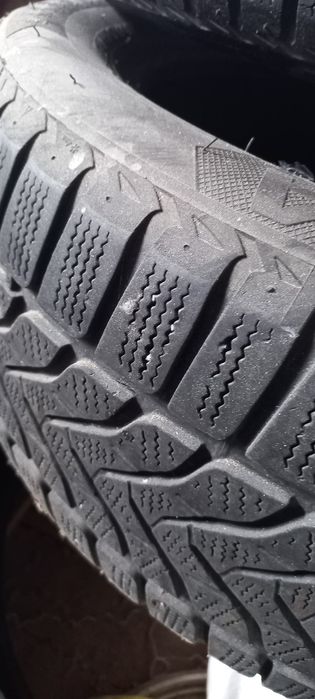 Гуми 225 55 17 4бр.