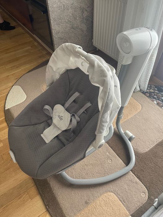 Balansoar pentru bebeluși Joie (până la 11 kg)