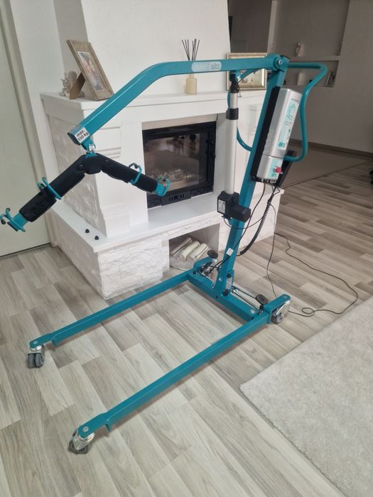 Vând lift pt.persoane cu dizabilități