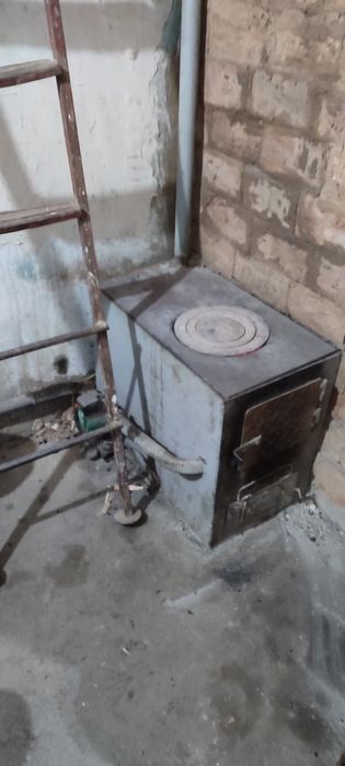 Продам здание с участком