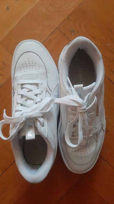 Adidasi Puma, ca noi