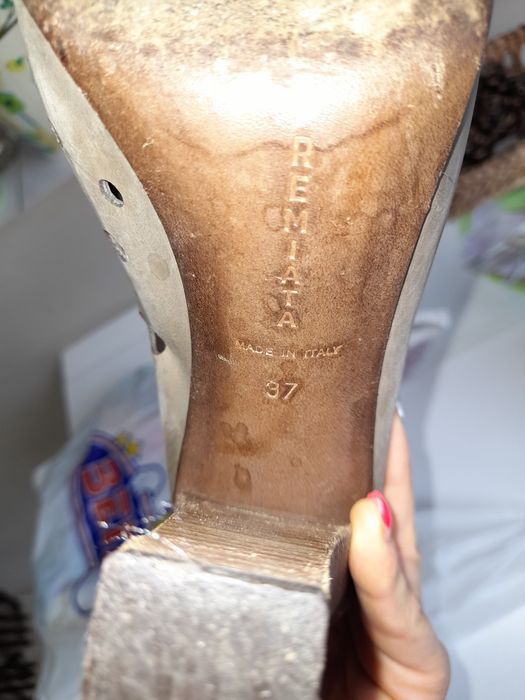 Обувки на ток 37 номер