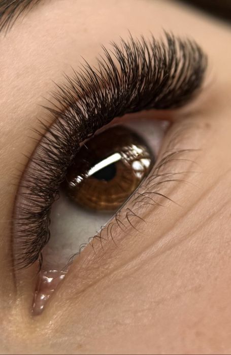 Наращивание ресниц LED