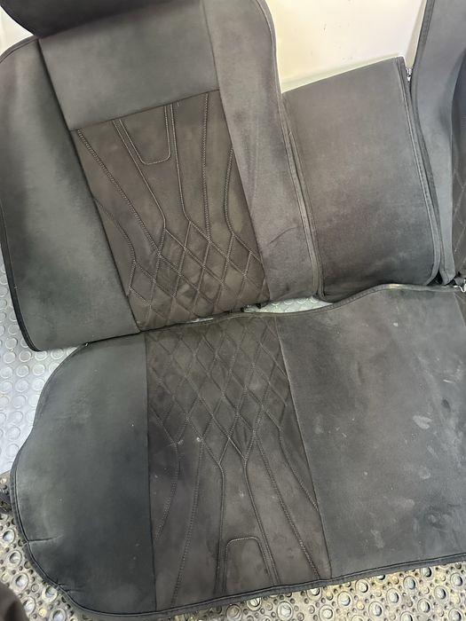 Продам комплект чехлов