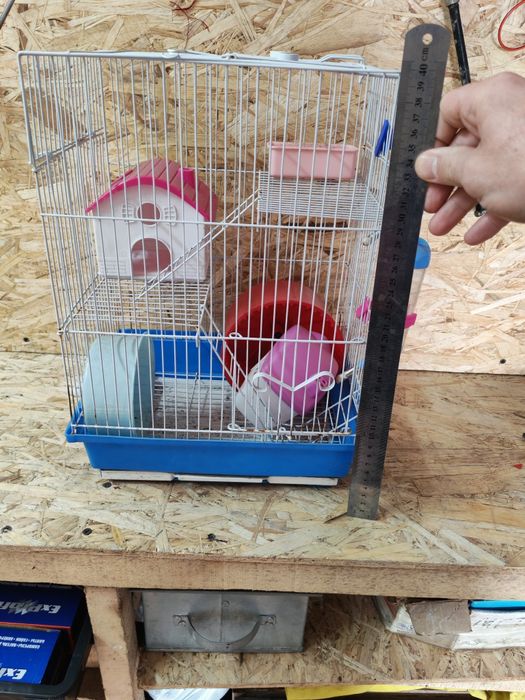 Клетка для птичек и хомячков