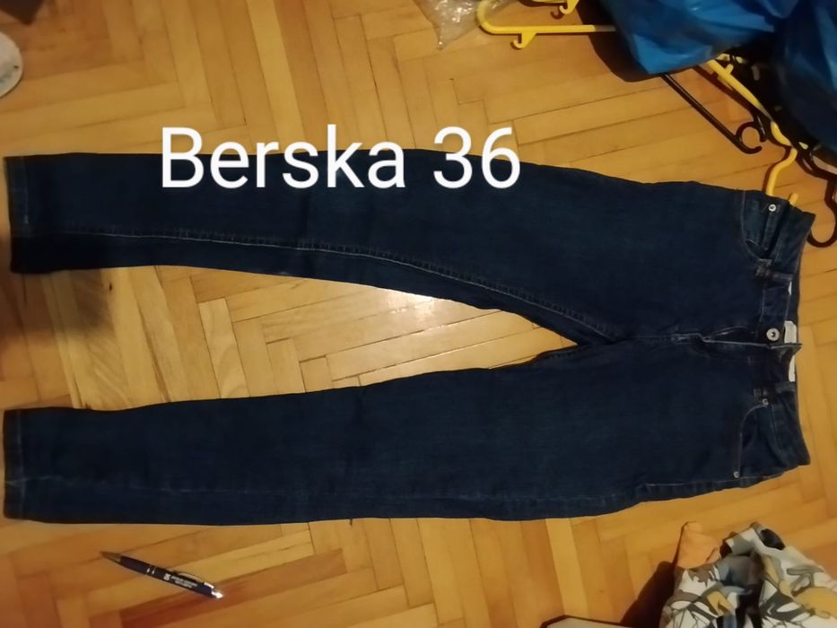 Lot 3 pantaloni Bershka, Clockhouse