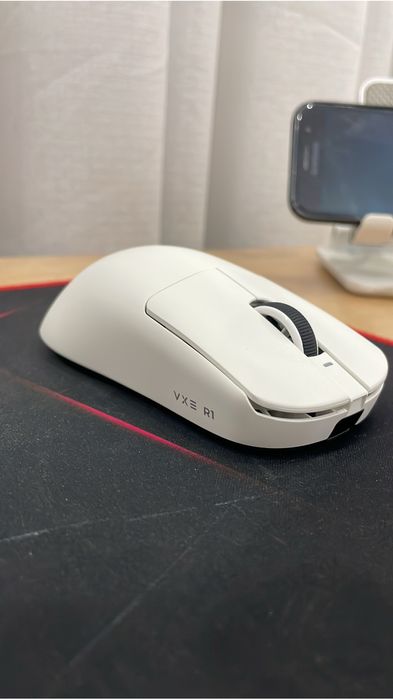 Мышка VXE R1 SE+ белый