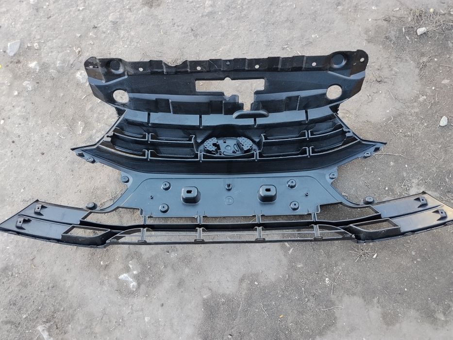 Продам решетку с гранты фл