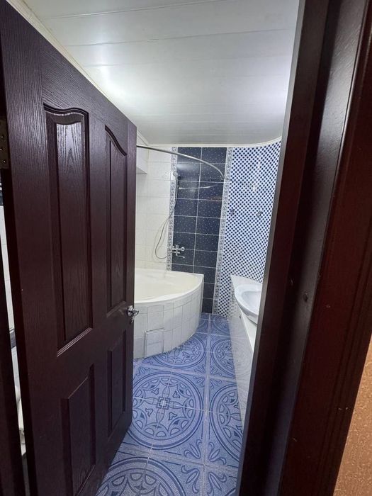 Ц5 3/2/4 ЦЕНТР АЛАЙСКИЙ Метро А.Кадыри Площадь-70m2 квартира кирпич