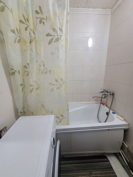 КВАРТИРЫ  СДАМ  Посуточно  и  почасам.