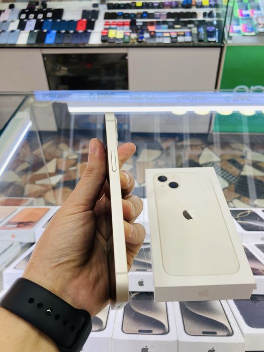 iPhone 13  128 gb white yengide 4 sikl