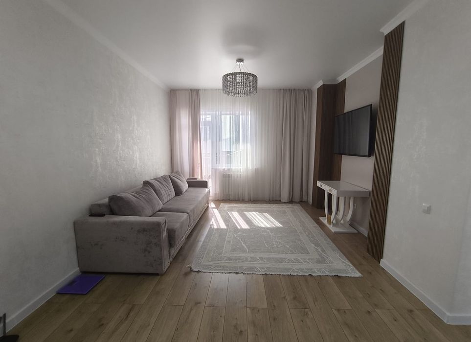 Продается 3 комнатная в  Новостройке