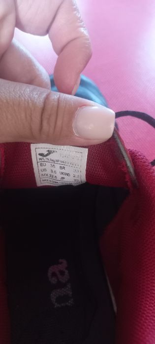 Футбольные бутсы joma