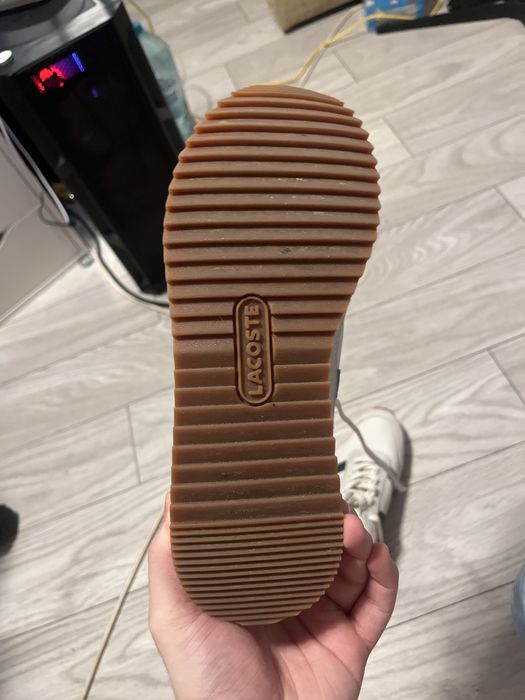Adidasii Lacoste