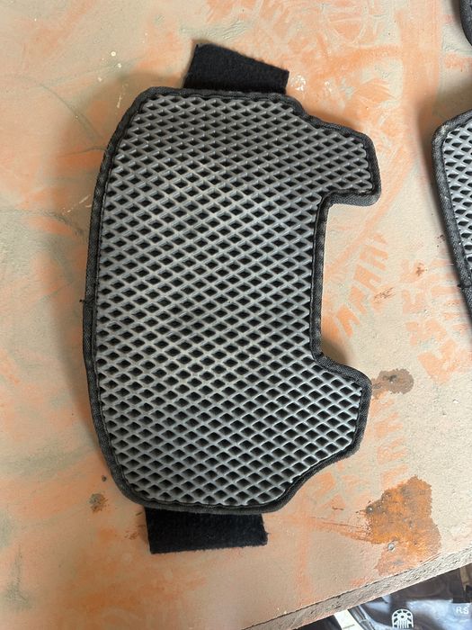 Ева полики на нексию 2