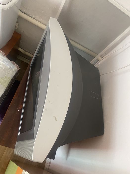 Продается телевизор