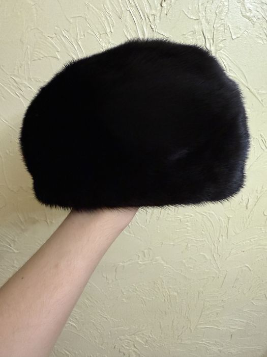 Берет норковый черный