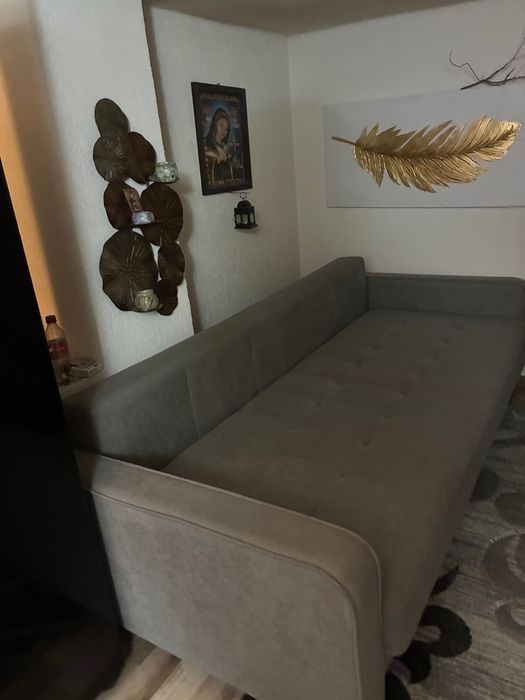 Vând canapea extensibila