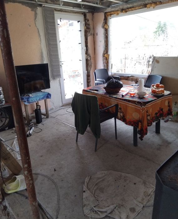 Продава къща в гр.Бобошево