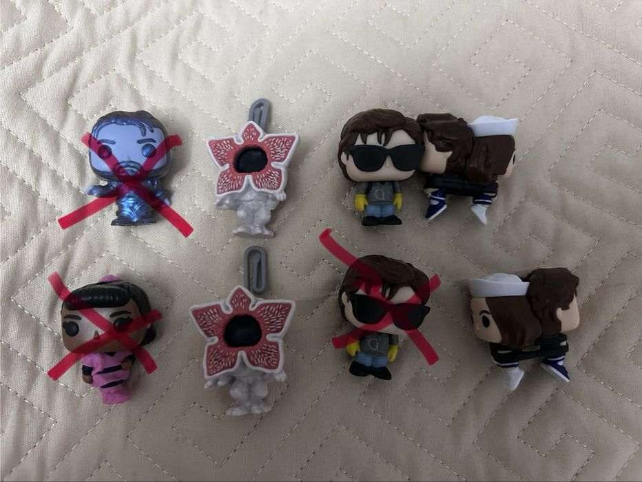 Продам фигурки киндер джой