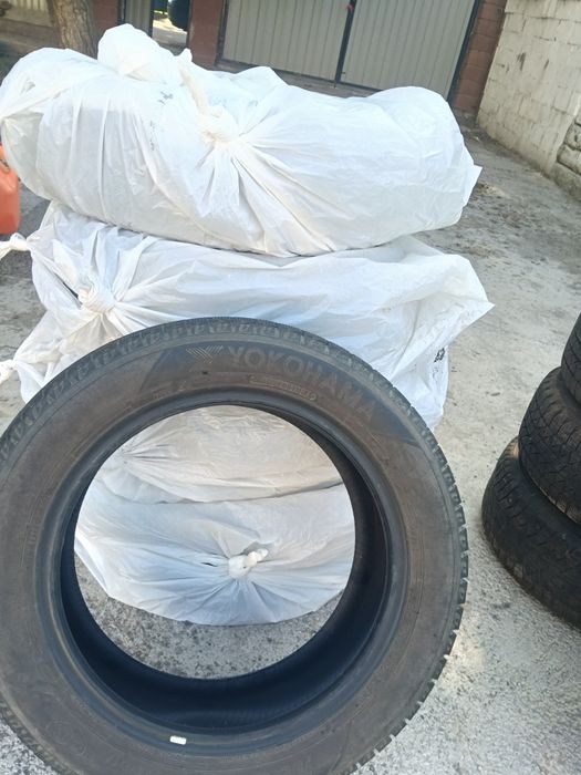 Зимни балон 215/55 R17