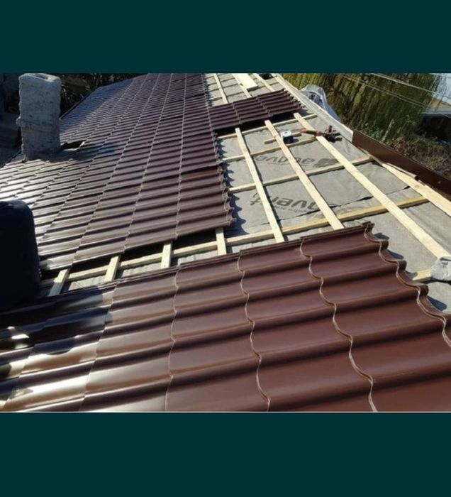 Executam acoperișuri