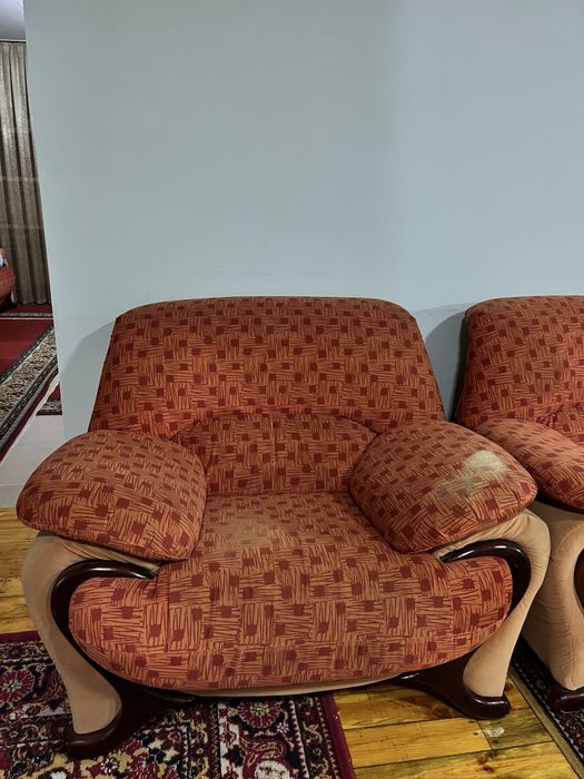 Диван и 2 кресла