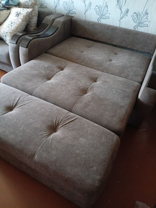 Диваны б/у  раскладные