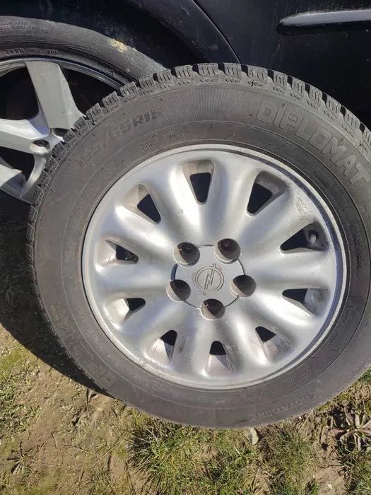 Джанти с гуми Опел Зафира