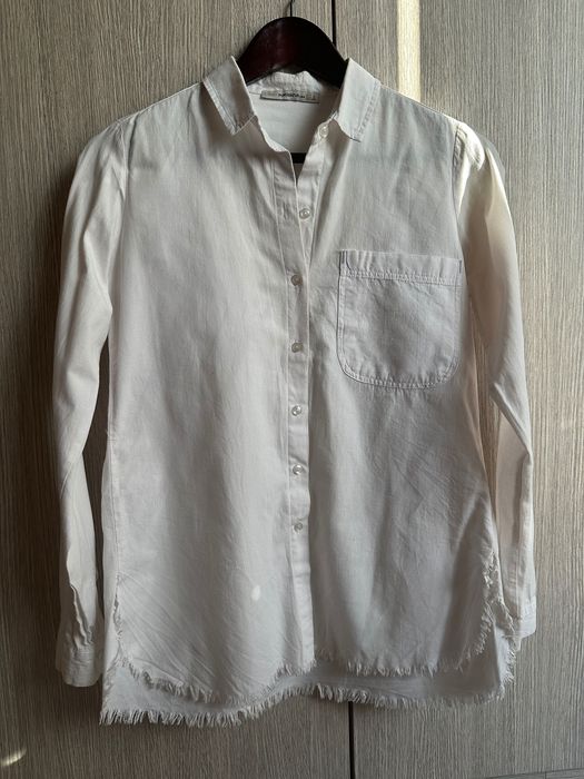 Бяла дамска риза