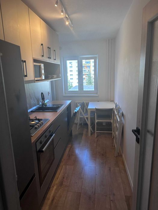 Apartament 2 camere, str Tarnita