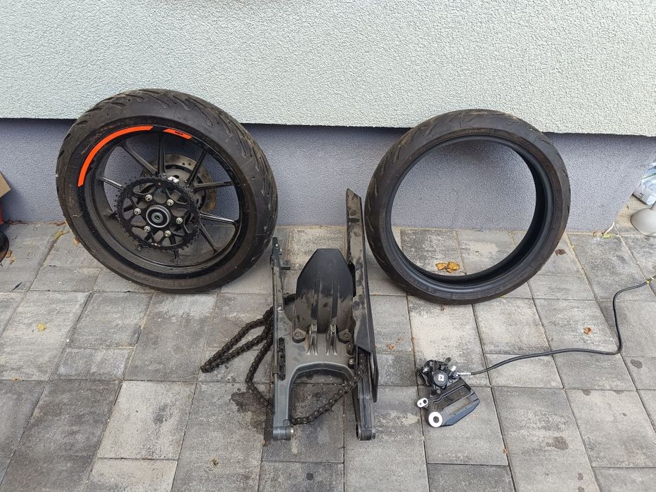 KTM Duke 125 toate piesele disponibile