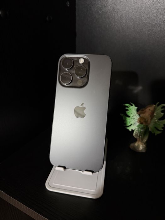 iPhone 16 PRO 256 GB bateria 100%