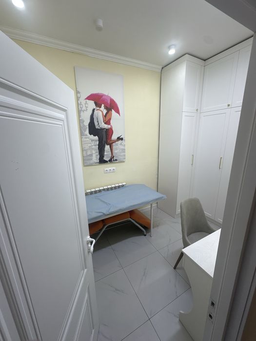 Кабинет в арену в салоне