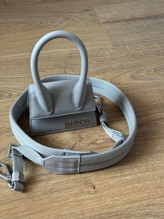 Poseta Jacquemus