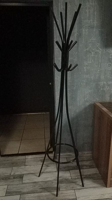 Вешалка напольная