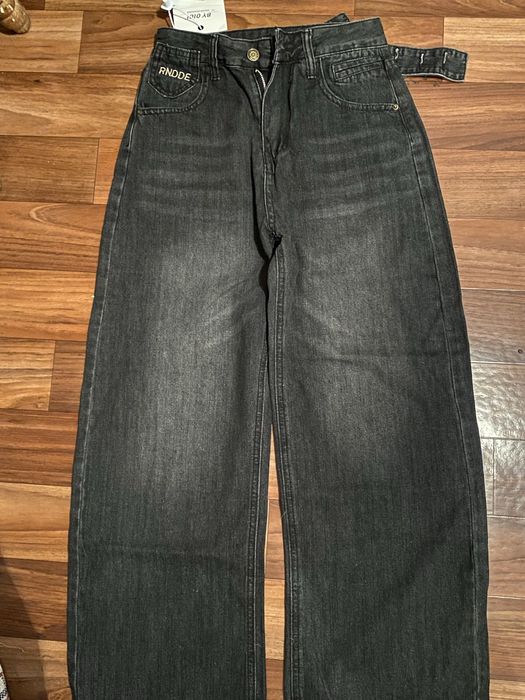 новые джинсы 40-42