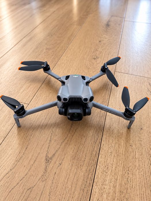 Dji Mini 5 Pro ,stare perfecta ca sigilata 30 min de zbor