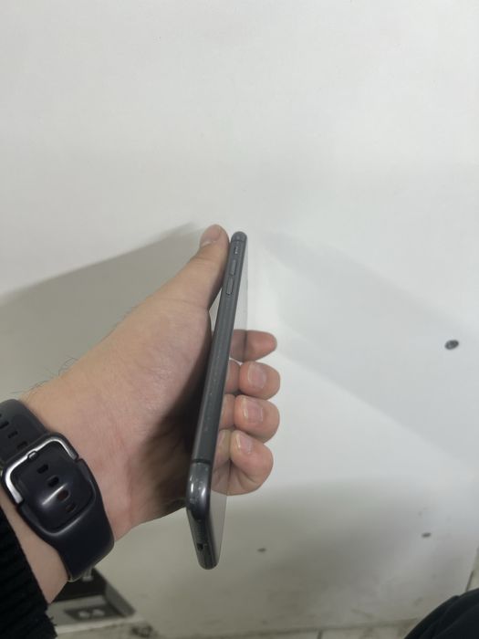 Айфон 11 в оригинале