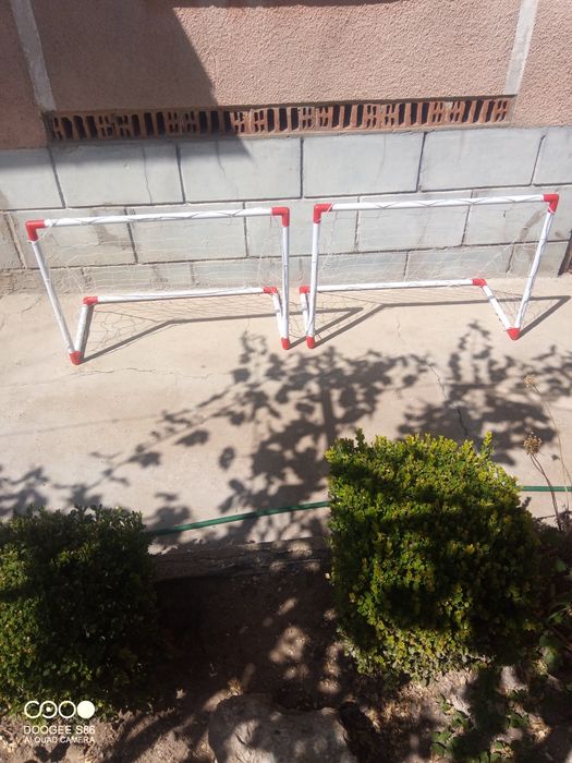 Детски футболни вратички