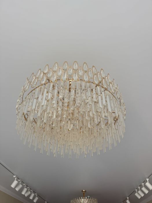 Люстра большая