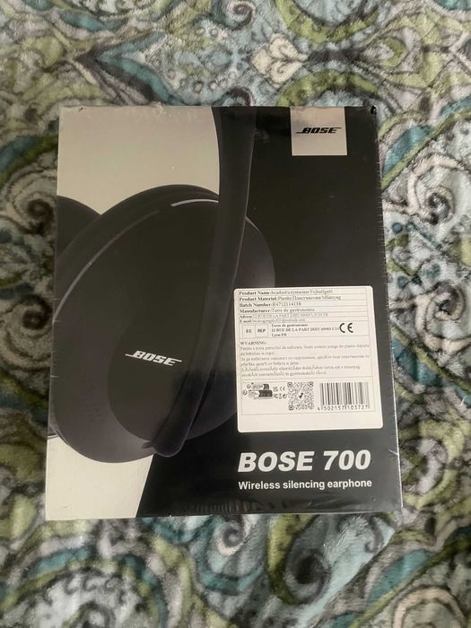 Bose 700 Wirless silenceing earphone NOI