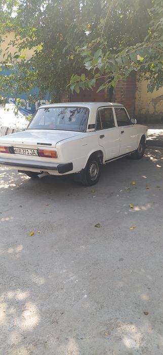 Vaz 2106. 93. Yil srochna sotiladi
